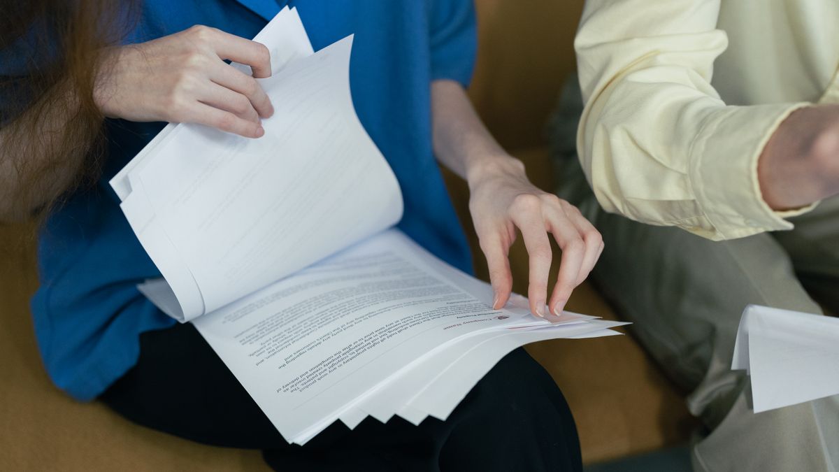 يعمل رائد الأعمال على وضع الشروط والأحكام العامة للموقع الإلكتروني